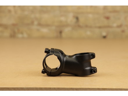 MSW MSW 17 Stem, 31.8 Clamp, +/-17, 1 1/8", Aluminum / Black