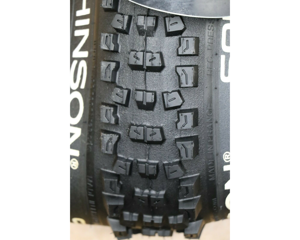 Hutchinson Hutchinson Squale Tire, 29 x 2.25" TT/TL NLS