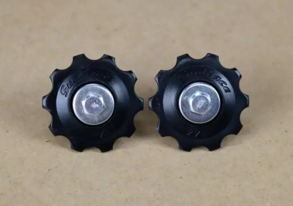 Sunrace (TWO) Sunrace Jockey Pulleys Compat. w/ Campy 930/A Nuovo / Super Record Derailleurs