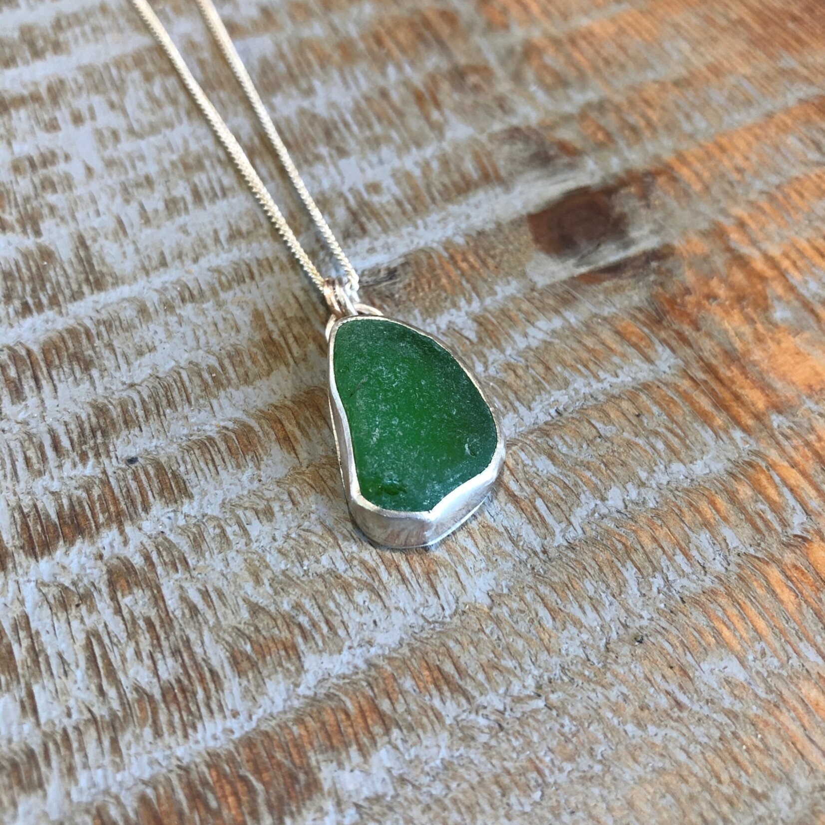 Mermaids Tears Seaglass Pendant Green