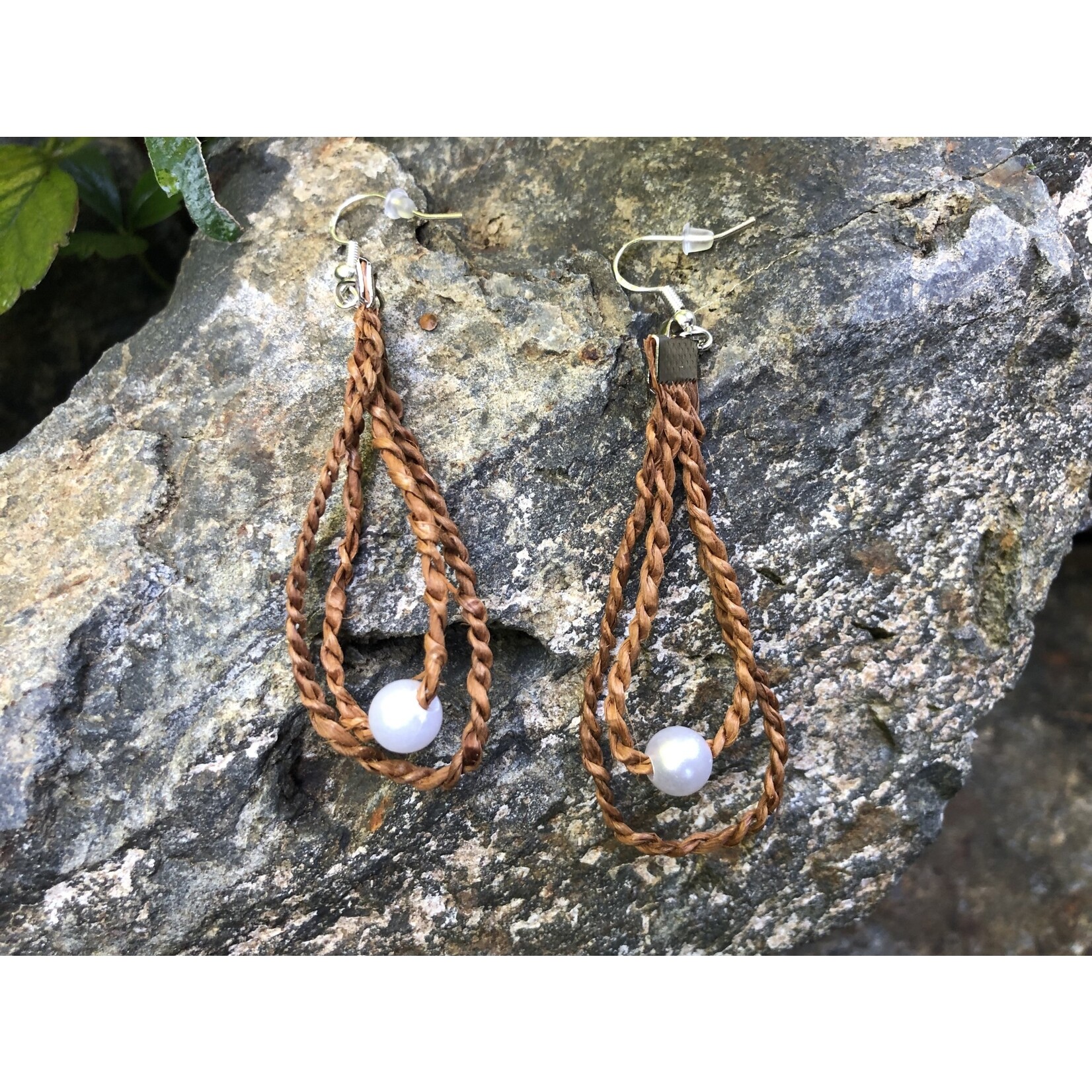 Elizabeth George earrings with beads woven cedar