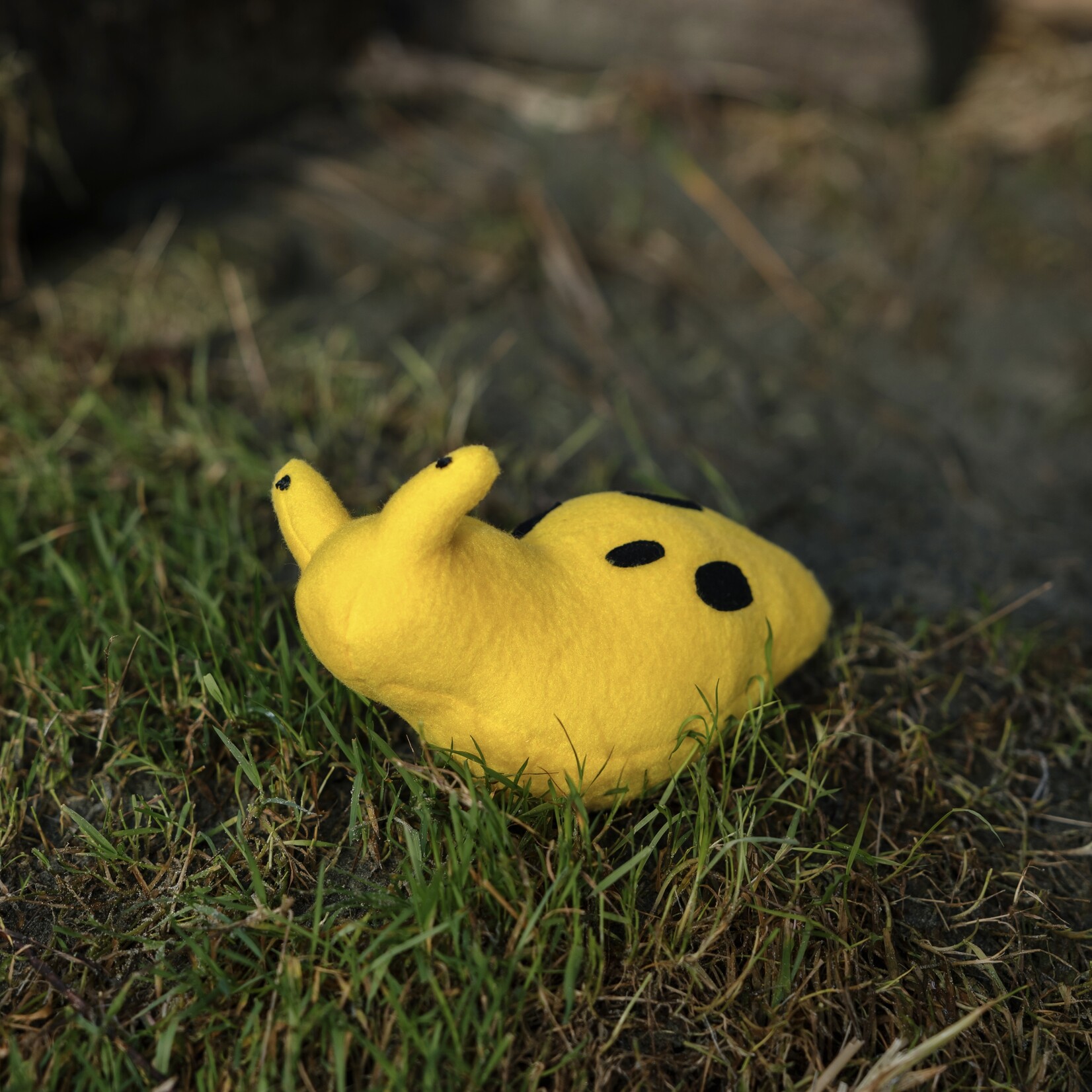 Sweet Peas kids krafts Banana Slug hand sewn stuffy