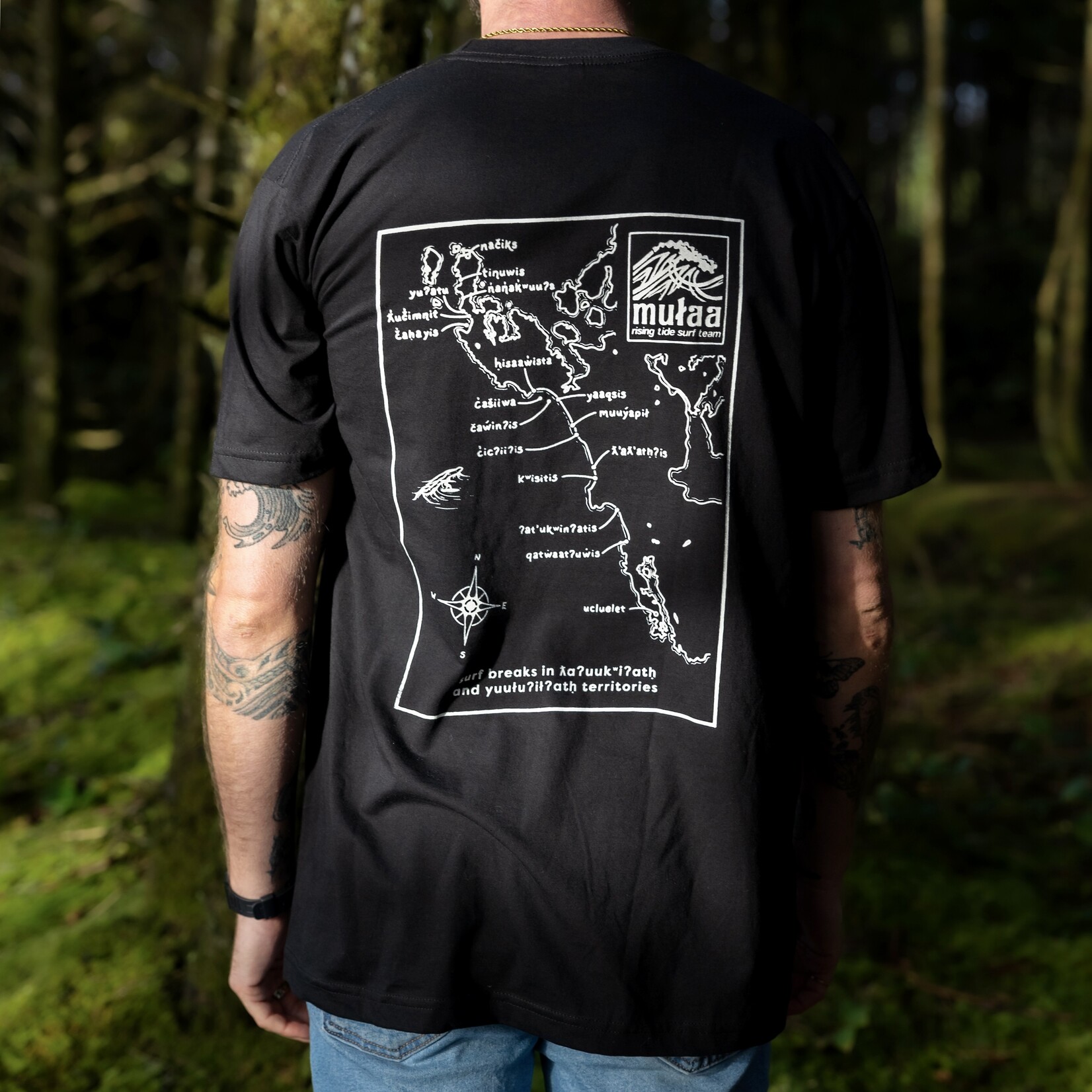 mułaa rising tides surf breaks t-shirt
