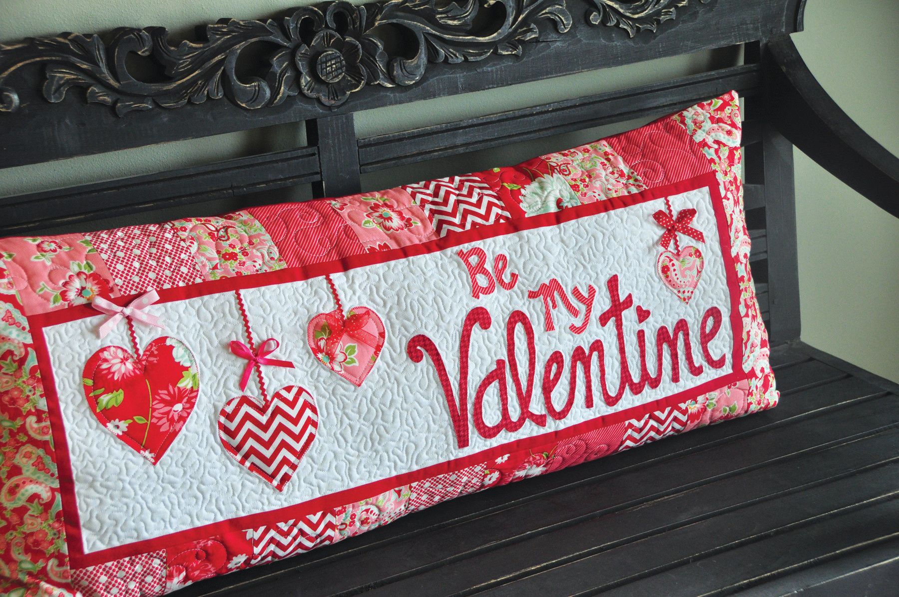 KIMBERBELL DESIGNS Be My Valentine Bench Pillow Pattern Stitch by Stitch