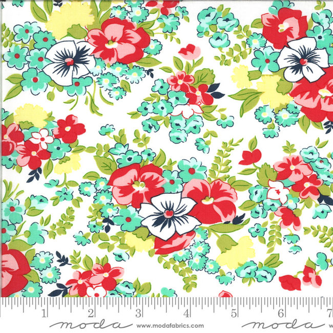 Shine On by Bonnie & Camille, MEADOW, WHITE 55213-20 PER CM OR