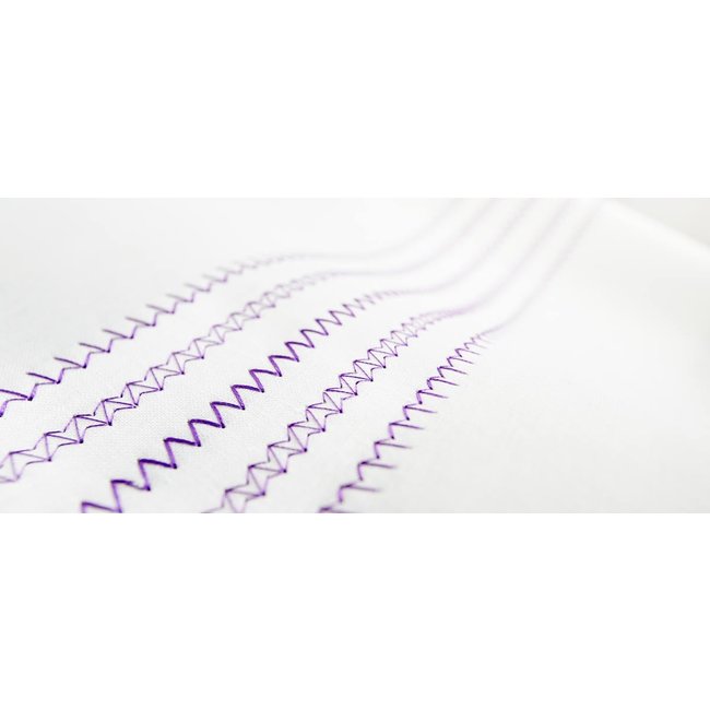 select™ 4.2 Sewing Machine