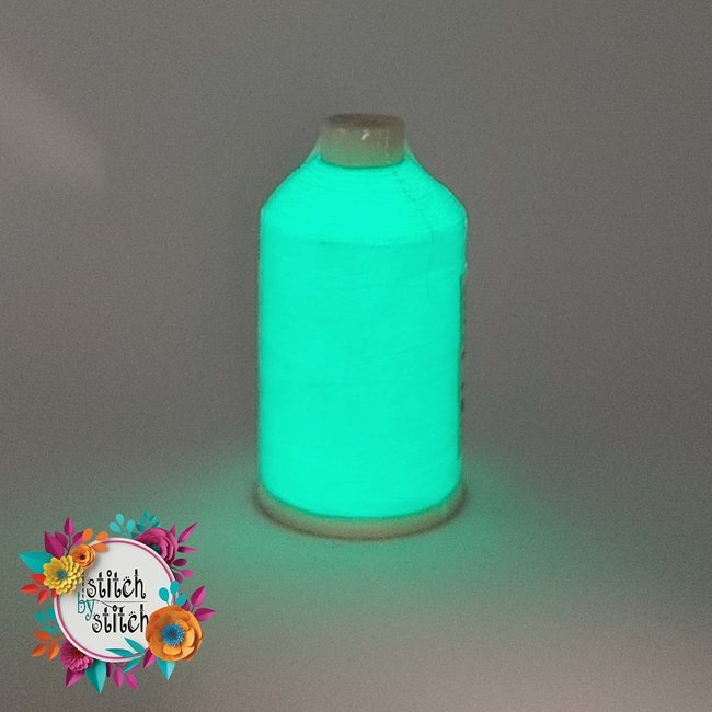 Glow in the Dark Thread 1000m Robin’s Egg L07