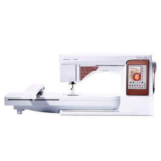 Husqvarna Viking DESIGNER TOPAZ™ 50 Sewing & Embroidery Machine