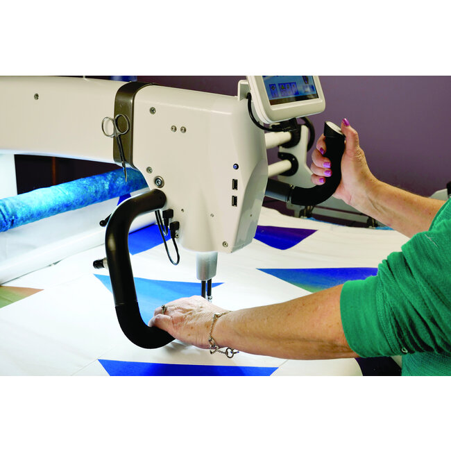 HQ Amara 20 Longarm Quilting Machine