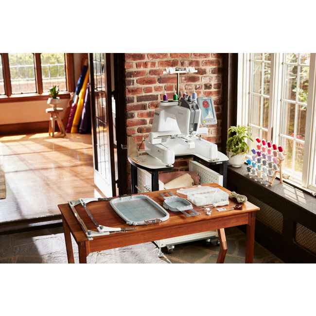 PR1X Entrepreneur One Single-Needle Embroidery Machine