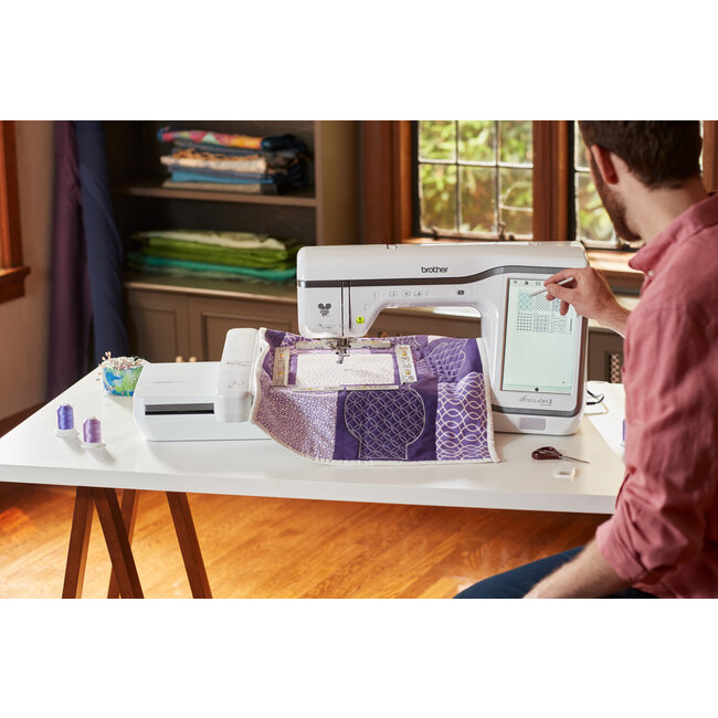 Innov-ís XE2 - Stellaire 2 Embroidery Machine