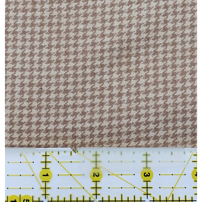 75cm of Primo Flannel Plaids (Maple Lake), Houndstooth 0140
