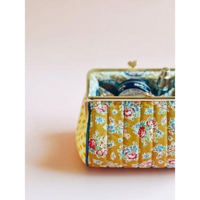 Heart Clasp  Purse and Hardware