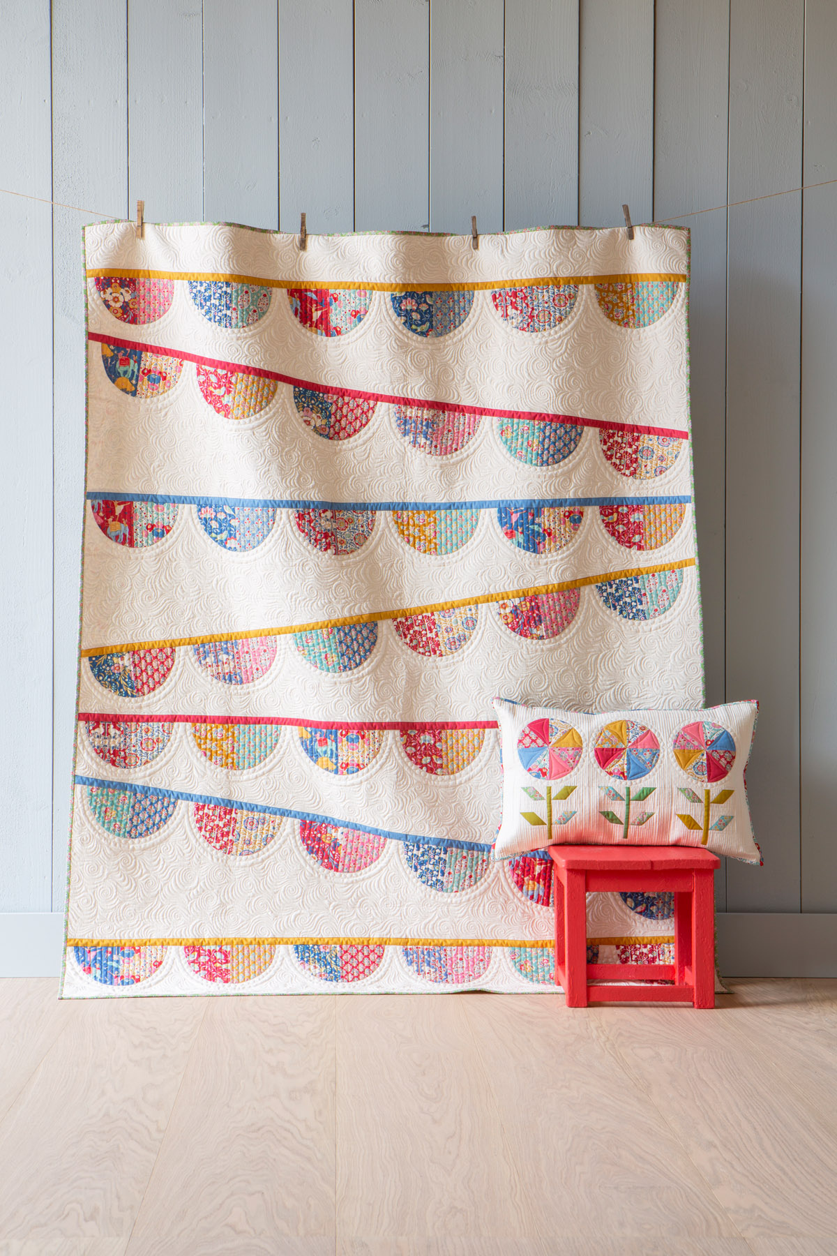 Tilda Bunting Quilt & Lollyflower Pillows