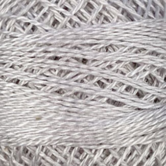 Valdani Perle Cotton Size 8, Solids: 117 - White Smoke Gray