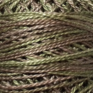 Valdani Perle Cotton Size 12, Varigates:  O574 - Dried Leaves