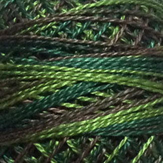 Valdani Perle Cotton Size 12, Varigates:  M82 - Backyard Greenfield
