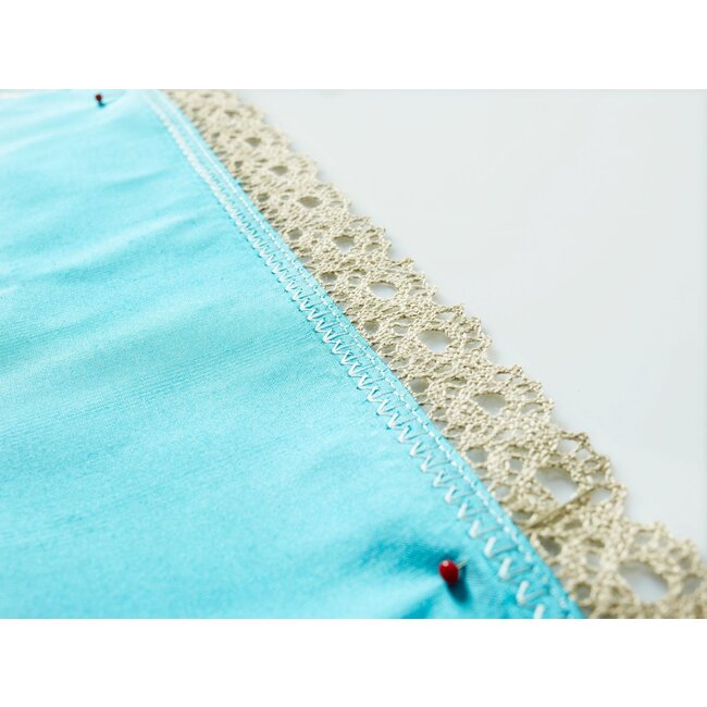 OPAL™  670 Sewing Machine