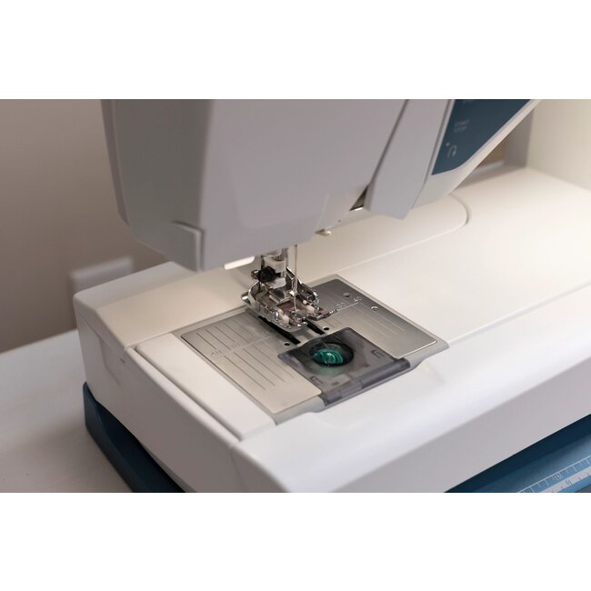 EPIC™ 95Q Sewing Machine