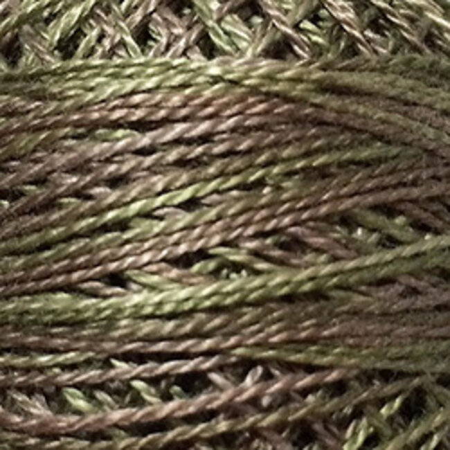Perle Cotton Size 8, variegated: O574 - Dried Leaves