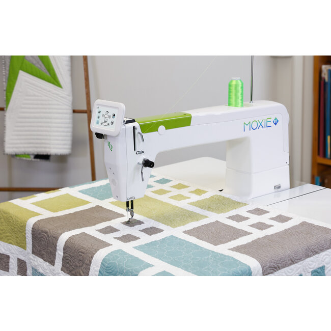 HQ Moxie ST Stationary Longarm Machine with InSight Table