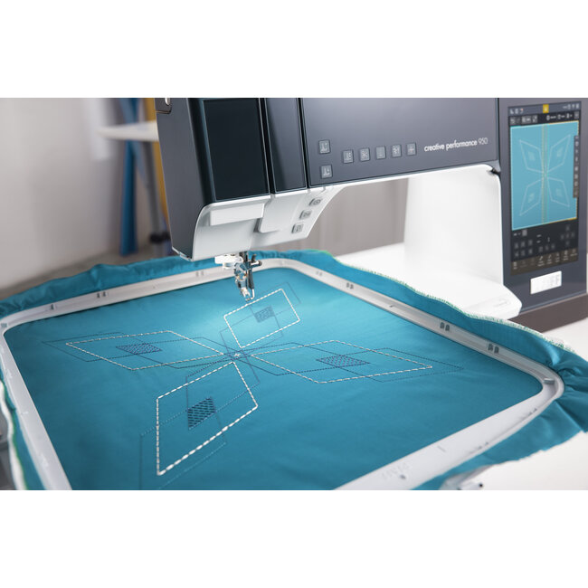 creative performance™ 950 Sewing & Embroidery Machine