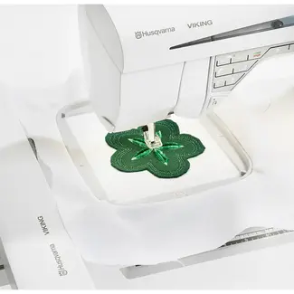 Husqvarna Viking Splendid Square Hoop 120 x 120 mm