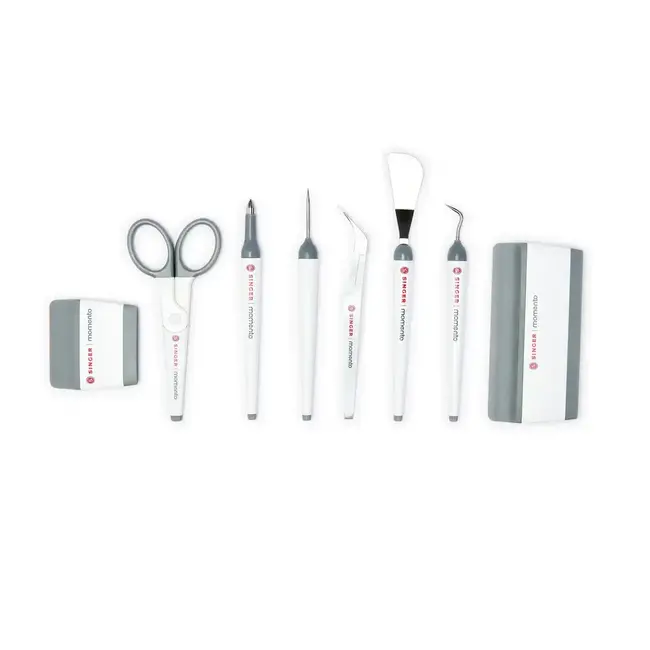 MOMENTO™ Essential Tool Set