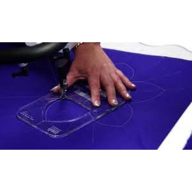 Jade Spinning Wheel Ruler (6" Center)