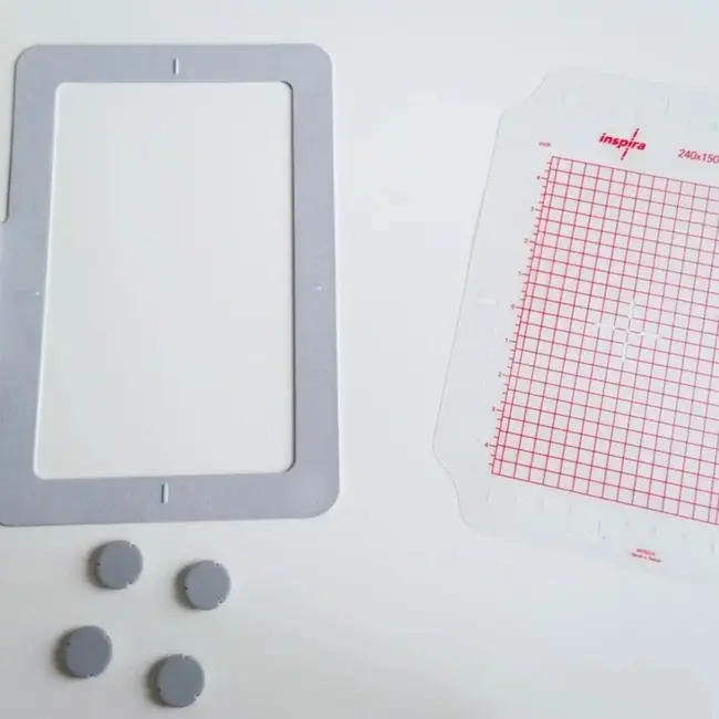 creative™ Grand Metal Hoop 240 x 150 mm