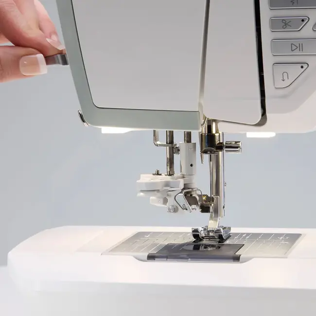 TOPAZ™ 55Q Sewing Machine