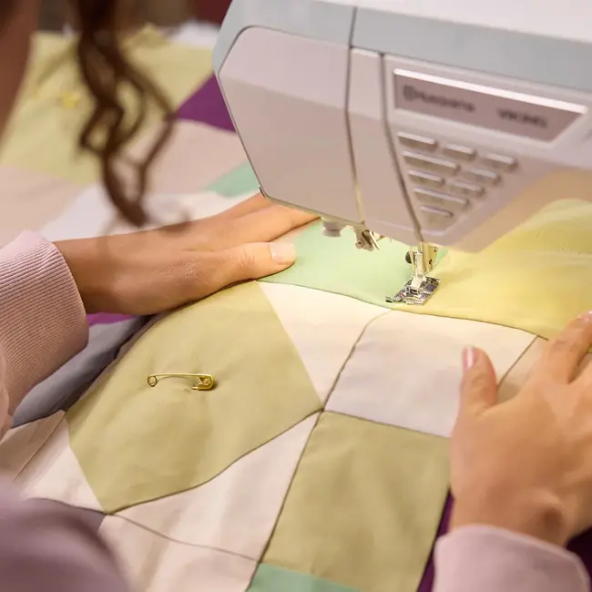 TOPAZ™ 55Q Sewing Machine