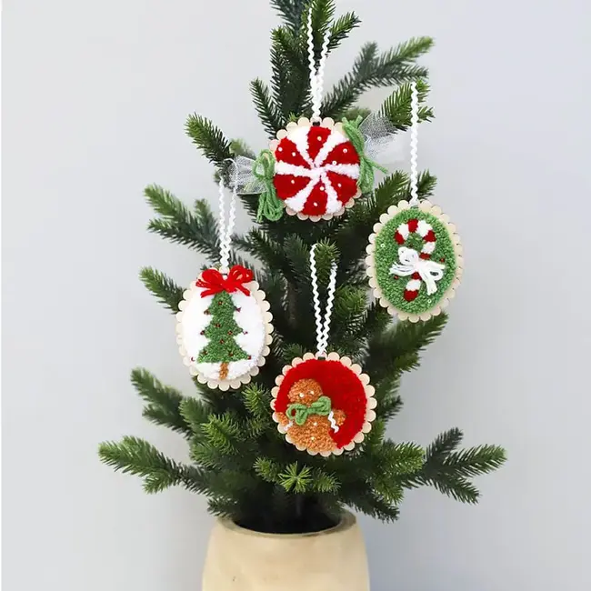 Cozy Christmas Ornaments Punch Needle Kit