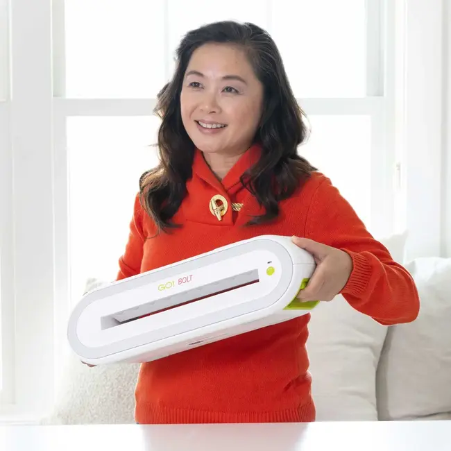 GO! Bolt™ Electric Fabric Cutter Starter Set