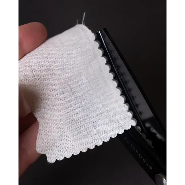 Midnight Edition Lightweight Pinking Shears, 9"