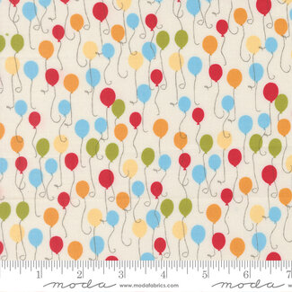 Moda Animal Park Fun, Balloons, Dove $0.24/cm or $24/m
