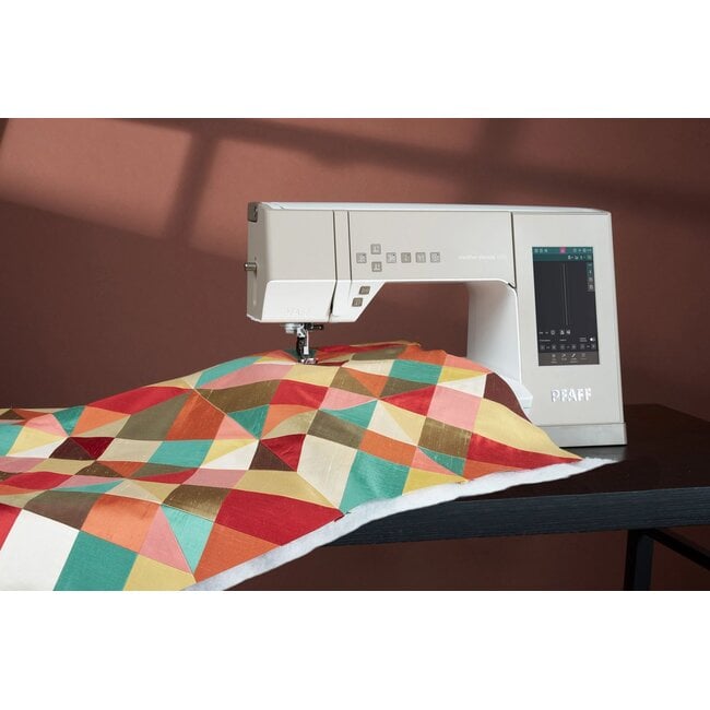 creative elevate™ 680 Sewing Machine