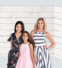 Photo Booth Scene Setter Room Rolls, 4' X 16', White Wood