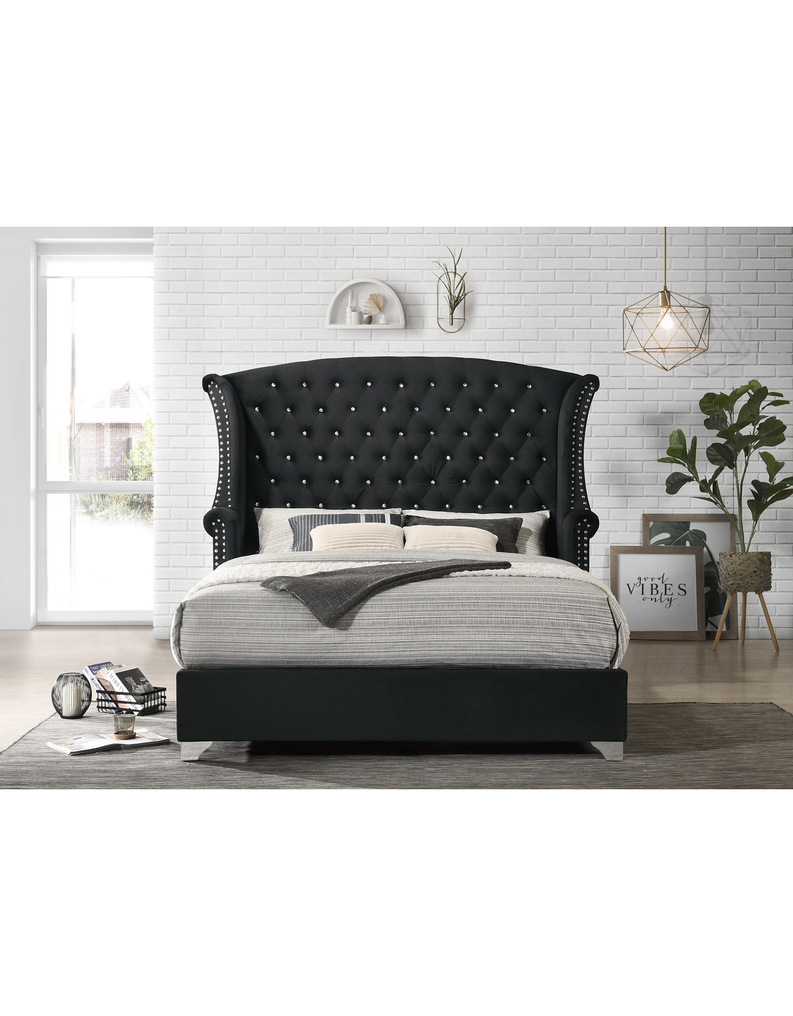 Habersham 4285Q Queen Bed Black