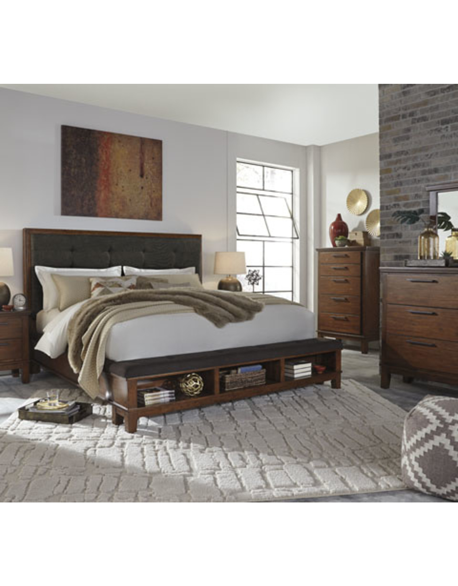 B594 King Bed With Storage