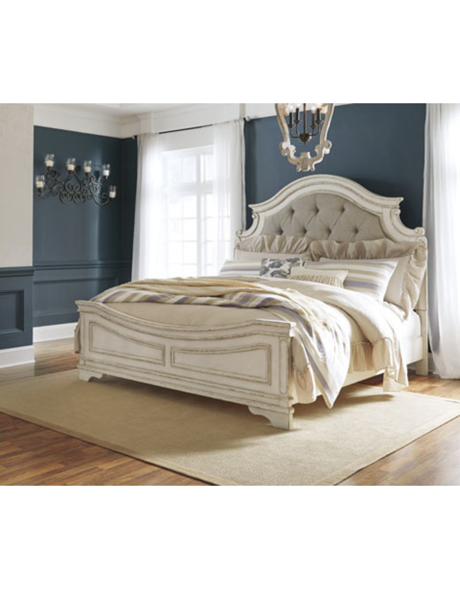 Realyn B743 Queen Bed-Dresser-Mirror (CLOSE-OUT)