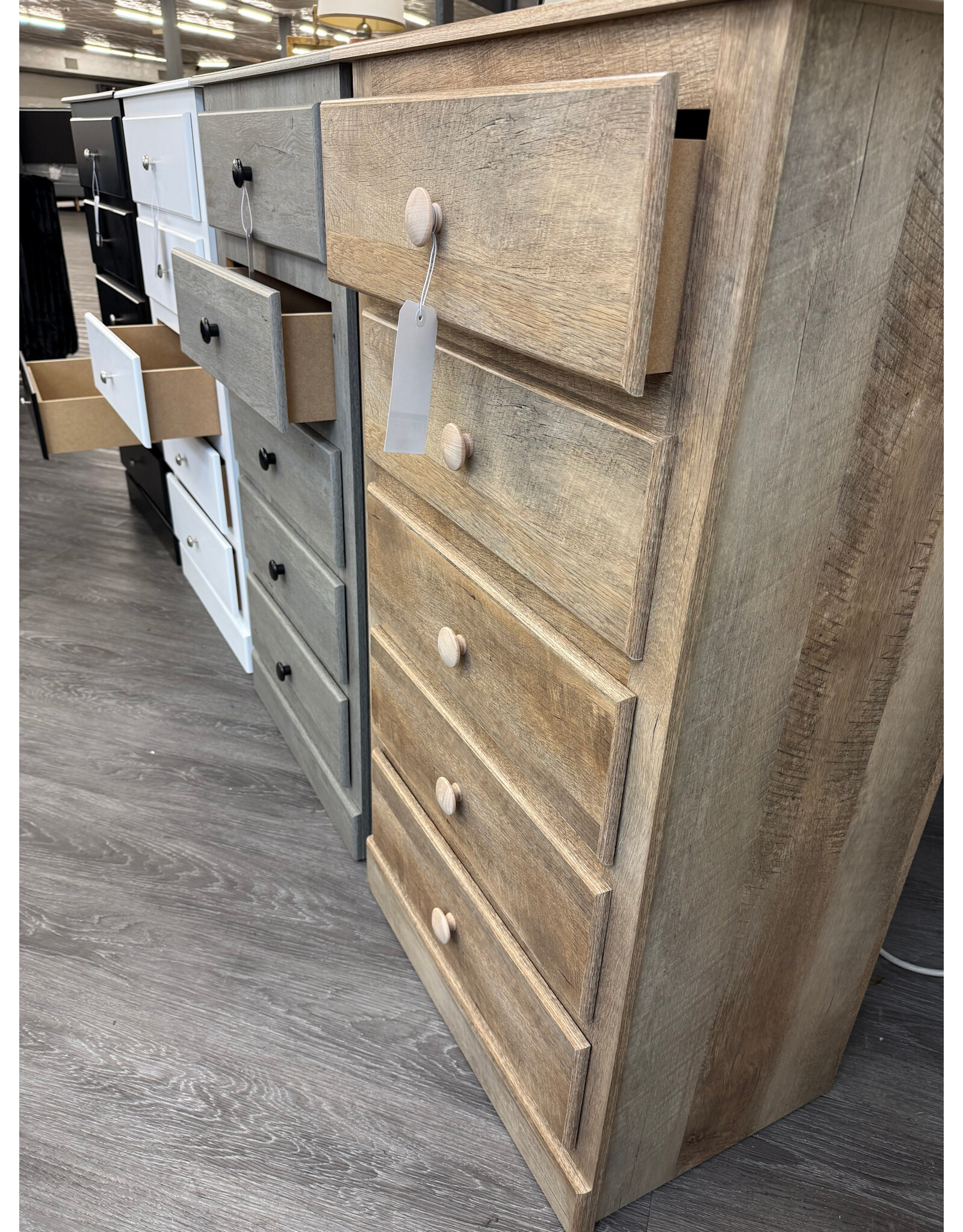 A&H - 5 Drawer Chest Deluxe (Wiley Oak)