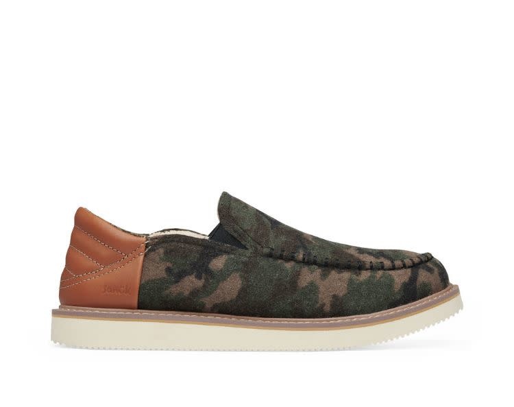 Sanuk Men\'s Cozy Vibe Low Slippers in Camo Green and Brown Sanuk Cozy Vibe Low Slippers Shoes Men main image 2