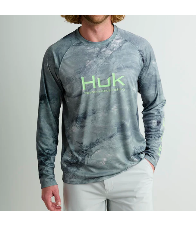 Huk Huk Mossy Oak Pursuit LS Crew Performance Shirt