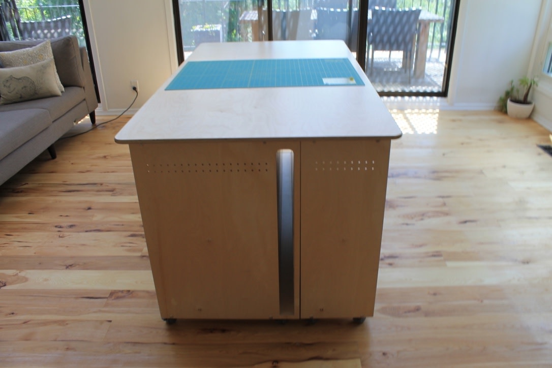 Eddycrest DISCONTINUÉ Table de coupe Eddycrest 7440