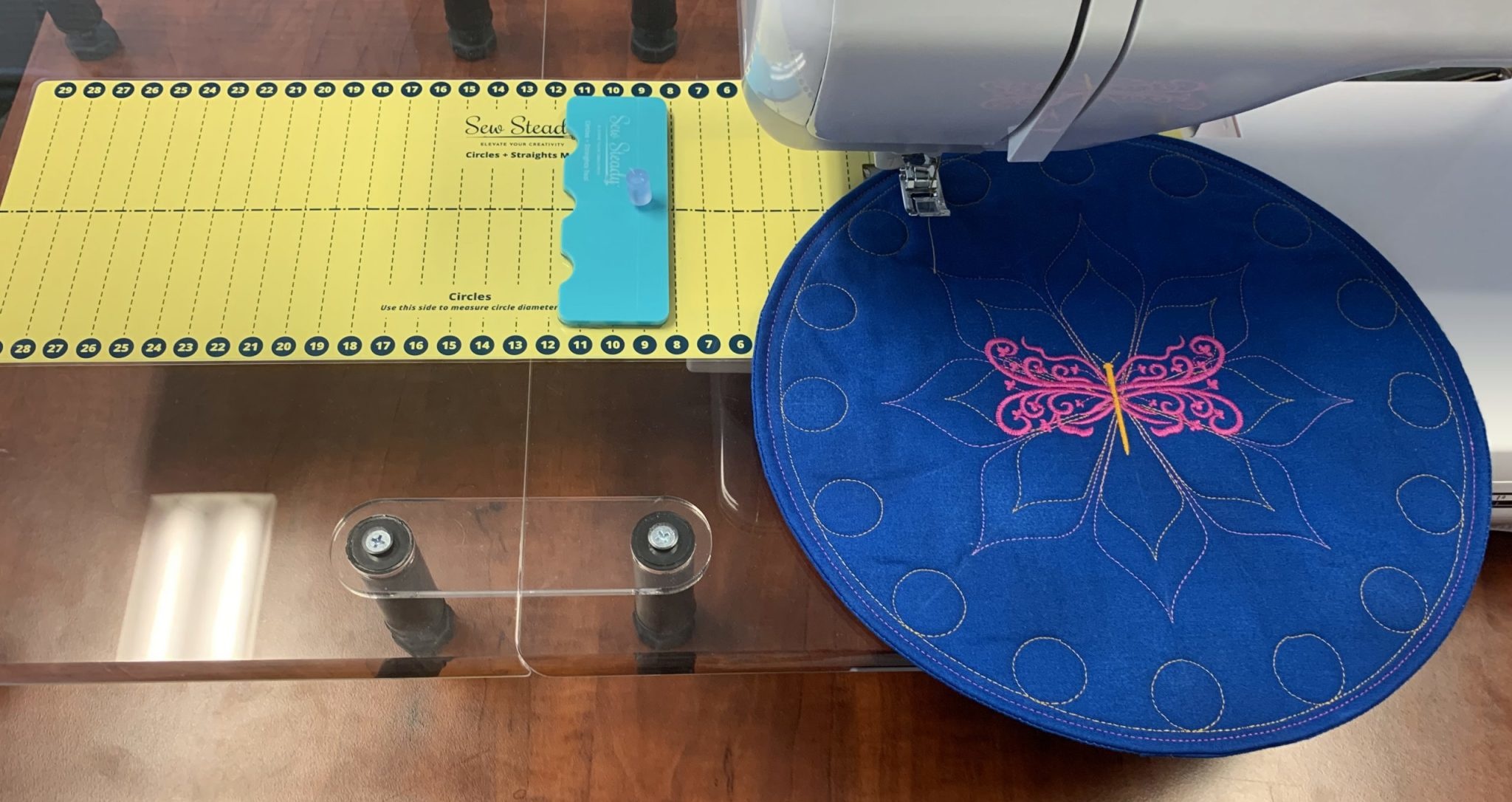Sew Steady Sew Steady Universal Circles Straights Tool and Mat