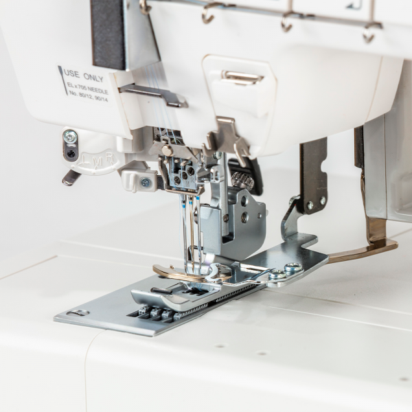 Janome Janome coverstitch CoverPro 3000CPX