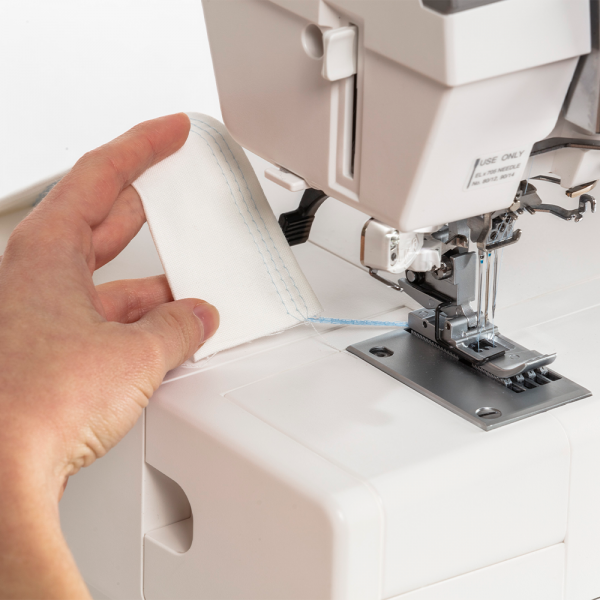 Janome Janome coverstitch CoverPro 3000CPX