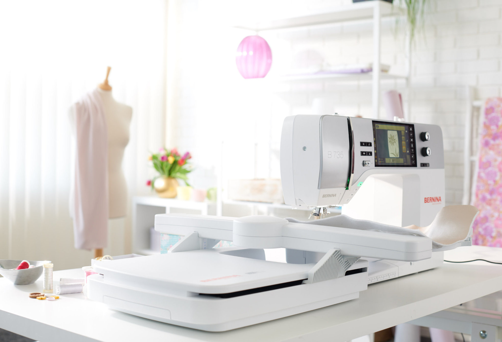 Bernina DISC Bernina couture et broderie B735E