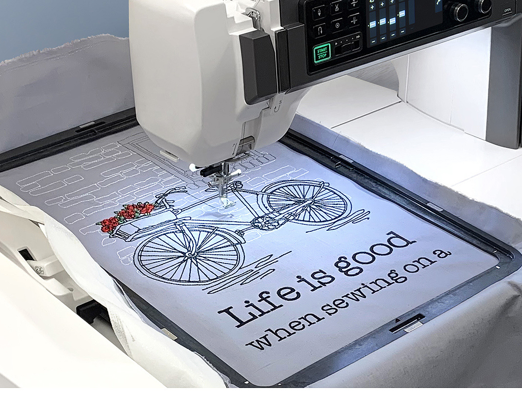 Janome Janome couture et broderie Continental CM17